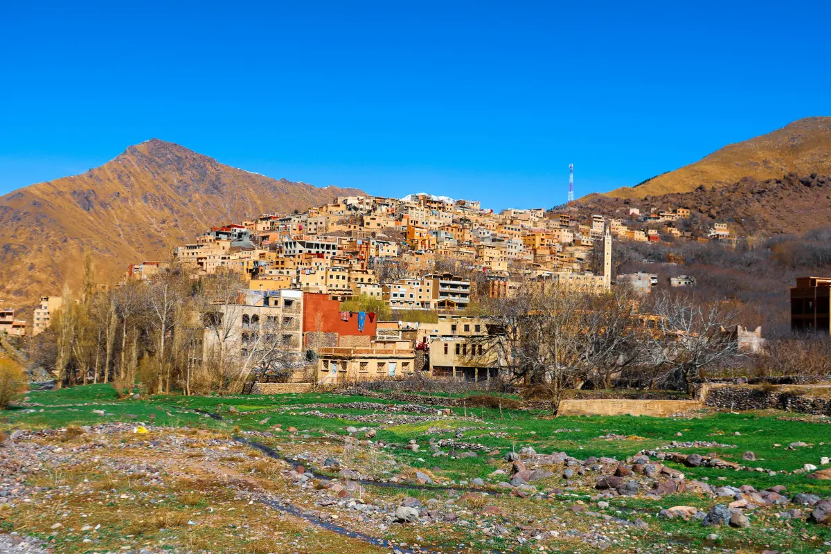 Morocco travel tips — hiking group in Atlas Mountains on guided tour